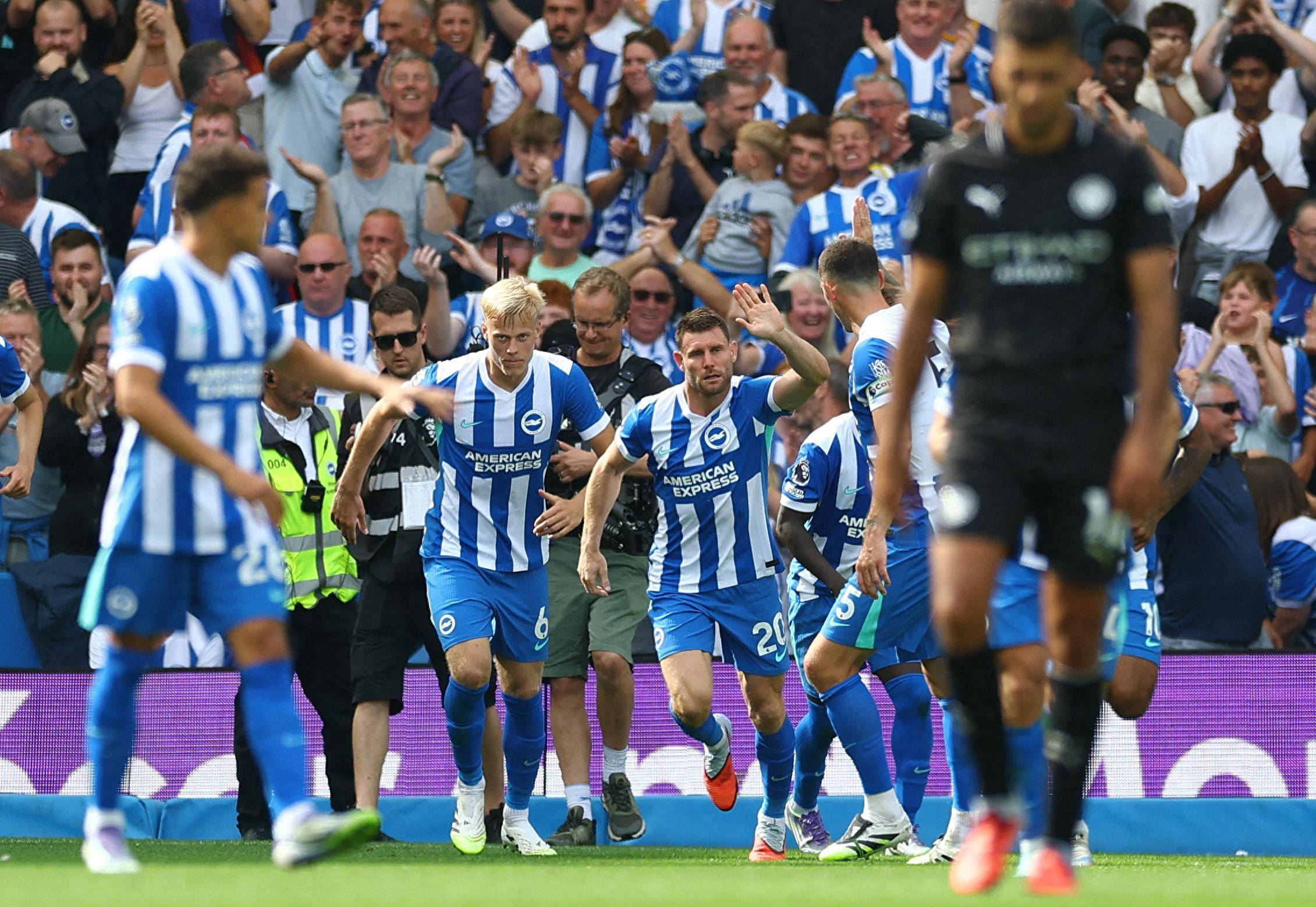 26岁姆巴佩获评10分+MVP：无敌一条龙+飙2世界波,现场视角太牛了