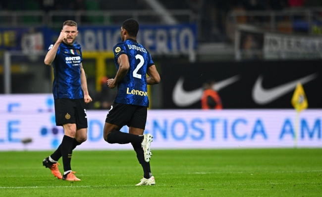 荣获迈阿密城市钥匙，梅西晒照：非常感谢迈阿密市的认可