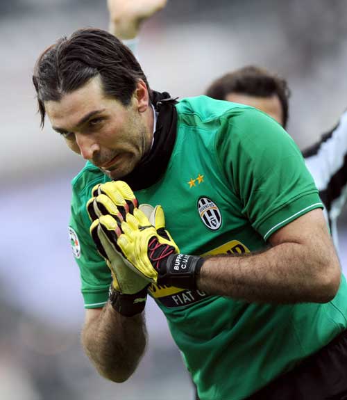 哈登的巅峰数据和实力，当年被低估了，他值得多一个MVP？