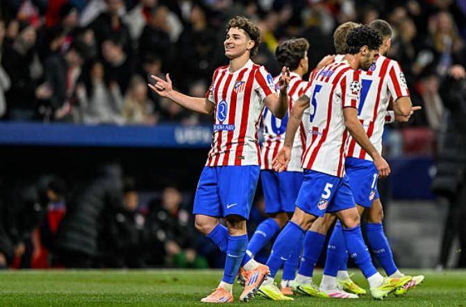 卡什：今夏只想留在维拉；还在找对象，波兰女生请私信我