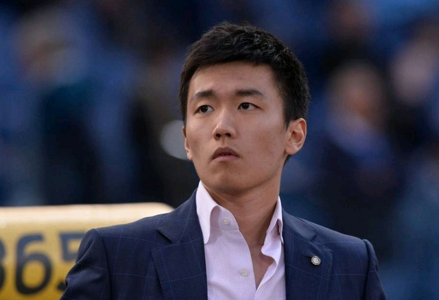 广东男篮在俱乐部杯赛中以90-70战胜广州男篮，小将王洪泽表现突出，阵容实力强劲。